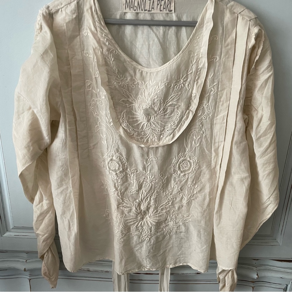 Magnolia Pearl Into the Groove Blouse - Picture 10 of 16